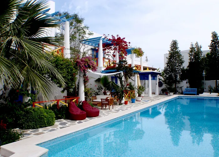 Su - 3* בודרום