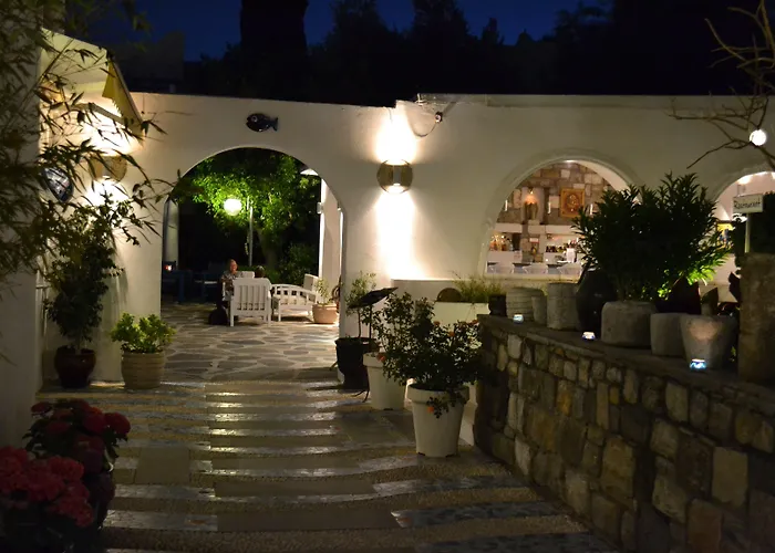 Su - 3* בודרום